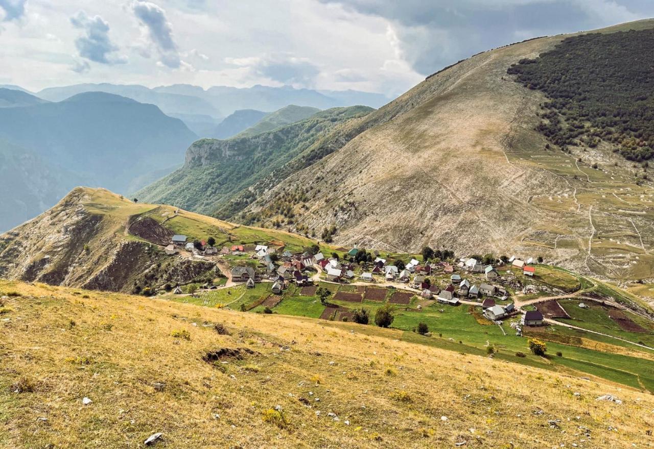 Hostel Musafir Konjic Buitenkant foto